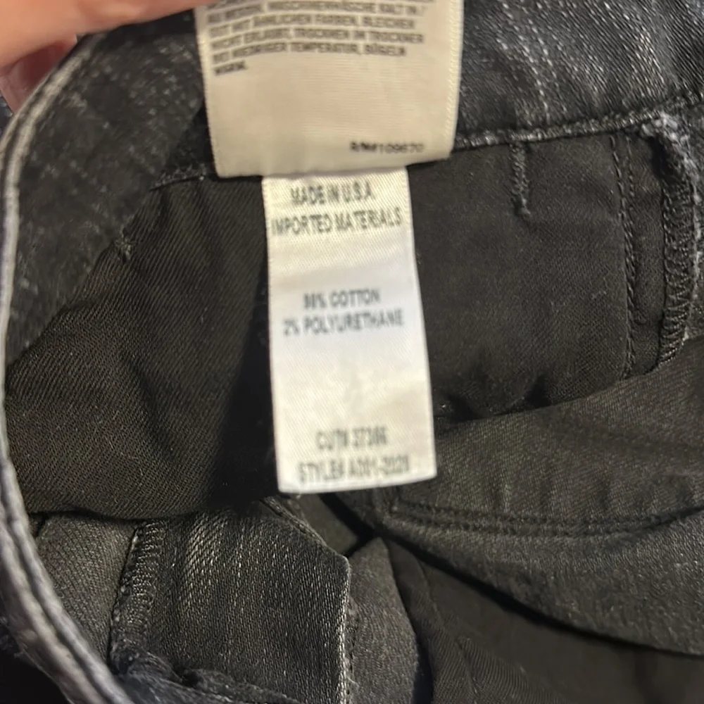Agolde Jeans Chloe Low Rise Slim Liverpool Black Denim Distressed Size 29‎